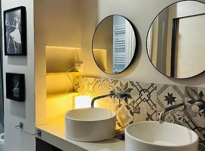 Sweet Life House Cavour Апартаменты Рим