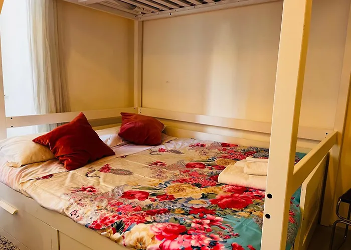Апартаменты Sweet Life House Cavour Рим